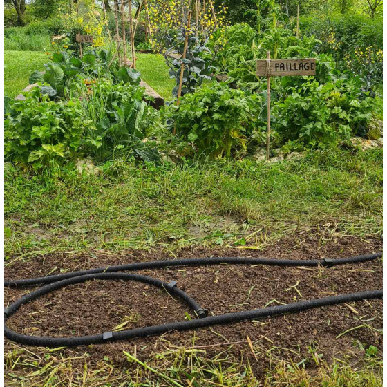 Tuyau microporeux pour le potager