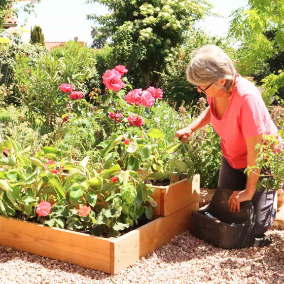 repose genoux multifonction pour le jardin