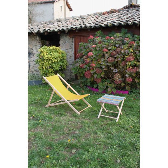 Repose pied de jardin pliable