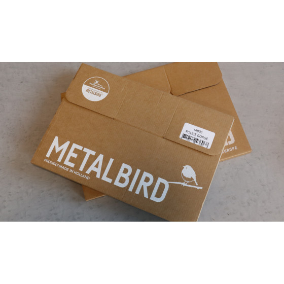 boite metalbird avec oiseau en acier