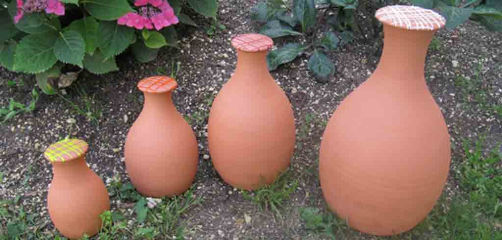 Lot de 3 Pots de Fleurs en Terre Cuite avec soucoupes pour intérieur et  extérieur jardinières en Terre Cuite - Cache-Pot en Terre Cuite :  : Jardin